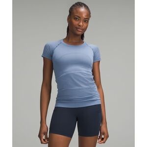 Lululemon • swiftly tech short sleeve 2.0 in oasis blue